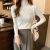 Camada Base de Malha com Gola Alta Feminina Outono/Inverno 2026 Nova Camiseta Branca Top Suéter Estilo Pequeno Perfume