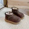 Botas Martin Casuais Infantis 2025 Outono/Inverno Novo Estilo Solado Macio Botas de Couro de Cano Médio para Meninas Estilo Chinês Retro Moda Botas de Neve