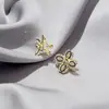 Brincos de Pérola Coreanos de Alta Qualidade 2026, Agulha de Prata Estilo Vintage Chanel Diamante Colorido Estrela de Oito Pontas Brincos de Tarraxa Atacado