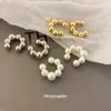 Pinza para Oreja Exquisita Estilo Francés en Forma de C con Perlas Sin Agujeros en las Orejas Clip para Cartílago de la Oreja Sencillo Combinable Lujo Ligero Pendientes de Gama Alta para Mujer