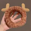 Diadema de peluche de oso linda para mujer, especialmente diseñada para lavarse la cara y aplicar mascarillas faciales, accesorio para el cabello antideslizante y que no aprieta