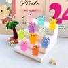 Caja sorpresa de ternero de dibujos animados tridimensional luminoso accesorios para joyería diy adornos de escritorio regalos creativos accesorios de resina venta al por mayor