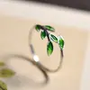 Anillo de Hoja Verde Esmalte Cloisonné Plateado Temperamento Femenino Nostalgia Antigua Estilo Literario Retro Goteo de Pegamento Dedo Índice Abierto