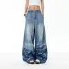 Calça jeans masculina americana de rua longa, lavada com efeito desgastado, com decoração de estampa em relevo, estilo largo retrô moderno