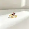 Anel Aberto Esmaltado Vermelho Ecológico para Mulheres, Luxo Leve, Sensação de Alto Padrão, Nicho, Requintado, Anel para Dedo Indicador, Anel Único Lindo