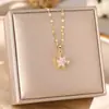 Giratório Girassol Colar Moda Feminina Luz Luxo Girassol Pingente Nicho Design Sense 18K Ouro Titânio Aço Clavícula Cadeia