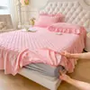 Sábana bajera y faldón de cama de algodón puro Clase A dos en uno modelo nuevo 2026, funda de cama acolchada antideslizante 100% algodón, funda de cama a prueba de polvo estilo faldón de cama