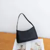 Bolso de mujer sencillo modelo nuevo 2026, gran capacidad, adecuado para ir al trabajo y uso casual, estilo vintage, bolso de hombro para el día a día con un diseño de calidad