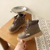 Botas Martin para Niña Otoño e Invierno Nuevas Botas Infantiles Suela Suave Antideslizantes Botines Botas de Piel para Niño Estilo Británico Versátil Botas Amarillas Grandes