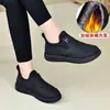 Zapatos cálidos de invierno 2026, nuevo estilo, forrados de felpa, para mamá, resistentes al frío, de algodón para mediana edad y ancianos, casuales, antideslizantes, de algodón para mujer, para abuela