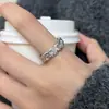 Anillo de moda minimalista retro estilo desgastado con cuervo y diamantes incrustados para mujer, diseño abierto ajustable, joyería de nicho de lujo ligero