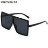 Nuevas gafas de sol de montura grande europeas y americanas para hombre y mujer personalizadas para fotografía callejera gafas de moda bisagra metálica transfronterizo
