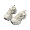 Zapatillas de papá ligeras y modernas de estilo coreano con suela gruesa para aumentar la altura para mujer, transpirables, nuevo modelo popular de primavera 2026, zapatos casuales