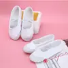 Sapatos de Dança Infantil Sapatilhas de Ballet Sapatos de Dança Corporal Sapatos Étnicos Masculinos e Femininos Sapatos de Yoga Sapatos de Prática Garra de Gato Sapatilhas de Ginástica Fábrica