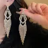 Aretes de Aguja Plateada con Borlas de Gota de Agua Incrustadas de Diamantes, Estilo Palacio, Nicho, Aretes Versátiles, Lujo Ligero, Venta al por Mayor de Aretes de Gama Alta
