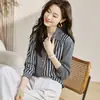 Foto Real de Roupas Femininas para Comércio Exterior: Camisa Casual Elegante de Chiffon Color Block com Gola Reversível, Camisa Cardigã - Moda Feminina Nova para o Outono