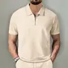 Venta al por mayor de fábrica traje liso para hombre estilo europeo y americano tejido gofrado solapa manga corta polo con cremallera tejido gofrado