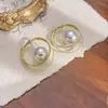 Brincos populares de luxo leve, estilo retrô francês, design único, modernos e de alta qualidade, brincos de pérola estilo palácio
