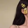 Campanillas Doradas Rellenas, Pasador de Pelo con Borla Dorada Estilo Chino, Accesorio para el Cabello de Lujo Ligero Exquisito de Nicho de Gama Alta para Mujeres