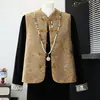 Conjunto de Otoño para Mamá: Nuevo Chaleco Abrigo Estilo Chino para Mujeres de Mediana Edad y Mayores, Conjunto de Tres Piezas de Terciopelo Dorado Estilo Nacional Primavera y Otoño, Nuevo Modelo 2026