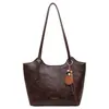 Yue Zi 2026 Outono Inicial Nova Casual Simples Grande Capacidade Para o Trabalho Moda de Alto Padrão Bolsa Tote de Ombro Único ou de Mão