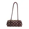 Bolso de gamuza nuevo y exquisito con estampado de moda, de un solo hombro, otoño 2026, axila de felpa, versátil para el trabajo, lunares, bolso de mano coreano para mujer