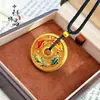 Tienda de Oro Mismo Estilo Oro Antiguo Esmalte Doble Pez Jugando con Perlas Colgante de Paz Nuevo Estilo Chino Carpa Colgante de Paz
