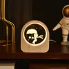 Luminária de Noite de Cristal Luminoso com Escultura Interna 3D Personalizada Artesanato Decoração de Base de Madeira Presente Decoração Criativa de Mesa Personalização