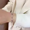 Pulsera Ajustable de Amor con Circonita Bañada en Oro Real Joyería para Manos Versátil Celebridad de Internet Nicho Diseño de Lujo Ligero para Mujer Venta al por Mayor