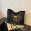 Sentido de alta gama transfronterizo moda retro gran capacidad bolsa de viaje bolsa de mujer nueva moda otoño e invierno Corea del Sur bolso tote bolso de hombro