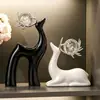 Adorno creativo de ciervo de cerámica con bola de cristal, lujo ligero para sala de estar, mueble de TV, mueble de vino, decoración del hogar, pieza de exhibición de arte de alta gama