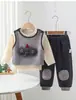 Conjunto lindo de tres piezas de elefante estilo coreano: chal sin mangas, pantalones cropped holgados y un top aparte, perfectos para primavera y otoño