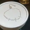 Pulsera Cruzada de Zirconia Mariposa Flor, Pulsera de Lujo Ligero Nicho de Gama Alta, Diseño Versátil, Joyería de Mano Moderna al por Mayor