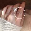 Diseño minimalista estilo ins coreano que combina con todo, versión ultrafina, anillo liso abierto con una sola cuenta redonda de diamante, apilado para mostrar un temperamento adelgazante