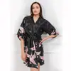 Bata de Seda de Grulla para Hombre y Mujer de Primavera y Verano Estampada Pareja Delgada Femenina Novia Larga de Boda Novia Vestido de Mañana