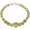 Pulseira de Zircônia Flor Redonda Verde Estilo Europeu e Americano, Sensação de Luxo Leve e de Alta Qualidade, Acessório de Mão Doce e Versátil para Mulheres