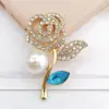 Accesorios de Perlas para Nuevo Estilo Funda de Teléfono con Flor de Rosa Incrustada de Diamantes, Adornos DIY para Zapatos con Agujeros de Belleza, Decoraciones de Flor Hueca de Perla para Mujeres