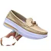 Comércio Exterior Sapatos Femininos de Sola Grossa Tamanho Grande Slip-On Sapatos Preguiçosos Casual 2025 Mocassins Sapatilhas Femininas Novo Fivela de Metal