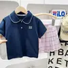 Camiseta de Manga Corta para Niña 2026 Nuevo Estilo Delgado de Verano Top con Letras para Niños Camisa Polo Casual de Punto para Niños