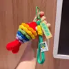 Chaveiro de Peixe Koi Colorido para a Temporada de Volta às Aulas e Dia do Professor, Pingente de Peixe de Lã Tricotada Feito à Mão para Bolsas e Acessórios