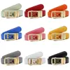 Cinto Masculino de Couro Colorido Novo, 10 Cores, Fivela Automática, Versátil para Negócios e Casual com Fivela de Letra