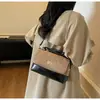 Bolso Mate Retro Transfronterizo para Mujer, Nuevo Bolso Cruzado Acolchado Casual Otoño e Invierno 2026, Bolso de Mano Cuadrado Pequeño Versátil