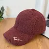 Boné de Baseball Unissex Versátil para Afinar o Rosto de Lã de Cordeiro Espessa com Letra R Estilo Coreano Quente Simples Masculino