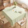 El mantel cuadrado de PVC es impermeable, a prueba de aceite, resistente al calor y fácil de limpiar. Es un mantel individual lujoso y de alta gama para mesas de comedor cuadradas y mesas de centro.