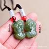 Colgante de jade blanco Pixiu de jade hetiano natural de Xinjiang, colgante de jade sapon de cuero para hombres y mujeres, colgante de jade.