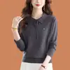 Suéter fino de punto de alta gama para mujer 2026 con cuello tipo polo, adecuado para madres jóvenes, top básico elegante y favorecedor