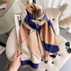 Novo cachecol de outono e inverno estilo coreano, de cashmere sintético, dupla face com cadeado de coração, versátil para ambientes com ar condicionado, xale quente, aquecedor de pescoço para estudantes