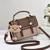 Bolso Cuadrado Pequeño Versátil y de Moda, Bolso Cruzado de Hombro Único para Mujer, Nuevo Bolso de Mano con Bloques de Color, Personalizado por la Fábrica Shiling