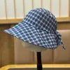 Chapéu de Pescador Simples para Primavera e Verão para Mulheres, Chapéu Bucket Xadrez Estilo Japonês e Coreano, Chapéu Versátil Casual com Proteção Solar para Homens, Tendência Estilo Coreano