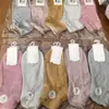 Atacado do Fabricante Meias Finas Casuais de Algodão de Corte Baixo para Primavera e Verão Femininas Loja Física de Supermercado Meias Femininas de Corte Baixo Absorventes de Suor e Respiráveis
